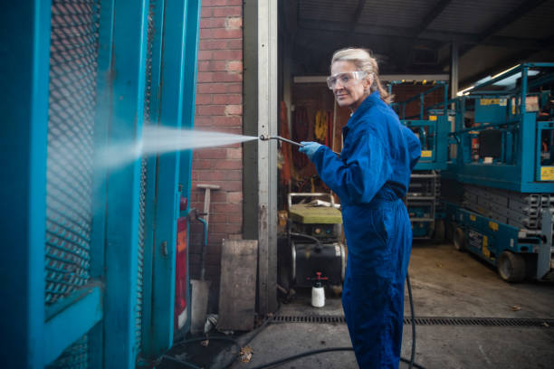 Best Factory Floor Cleaning  in Malverne, NY