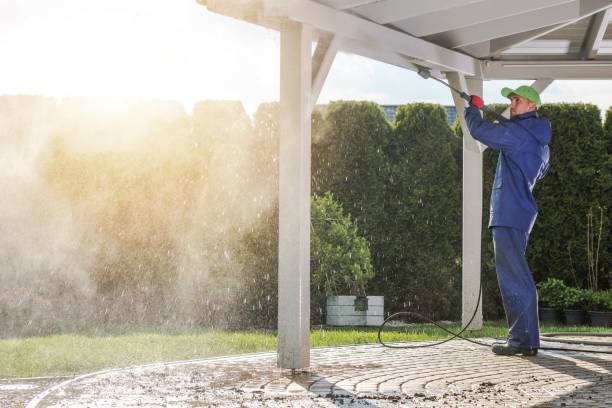 Best Playground Equipment Cleaning  in Malverne, NY